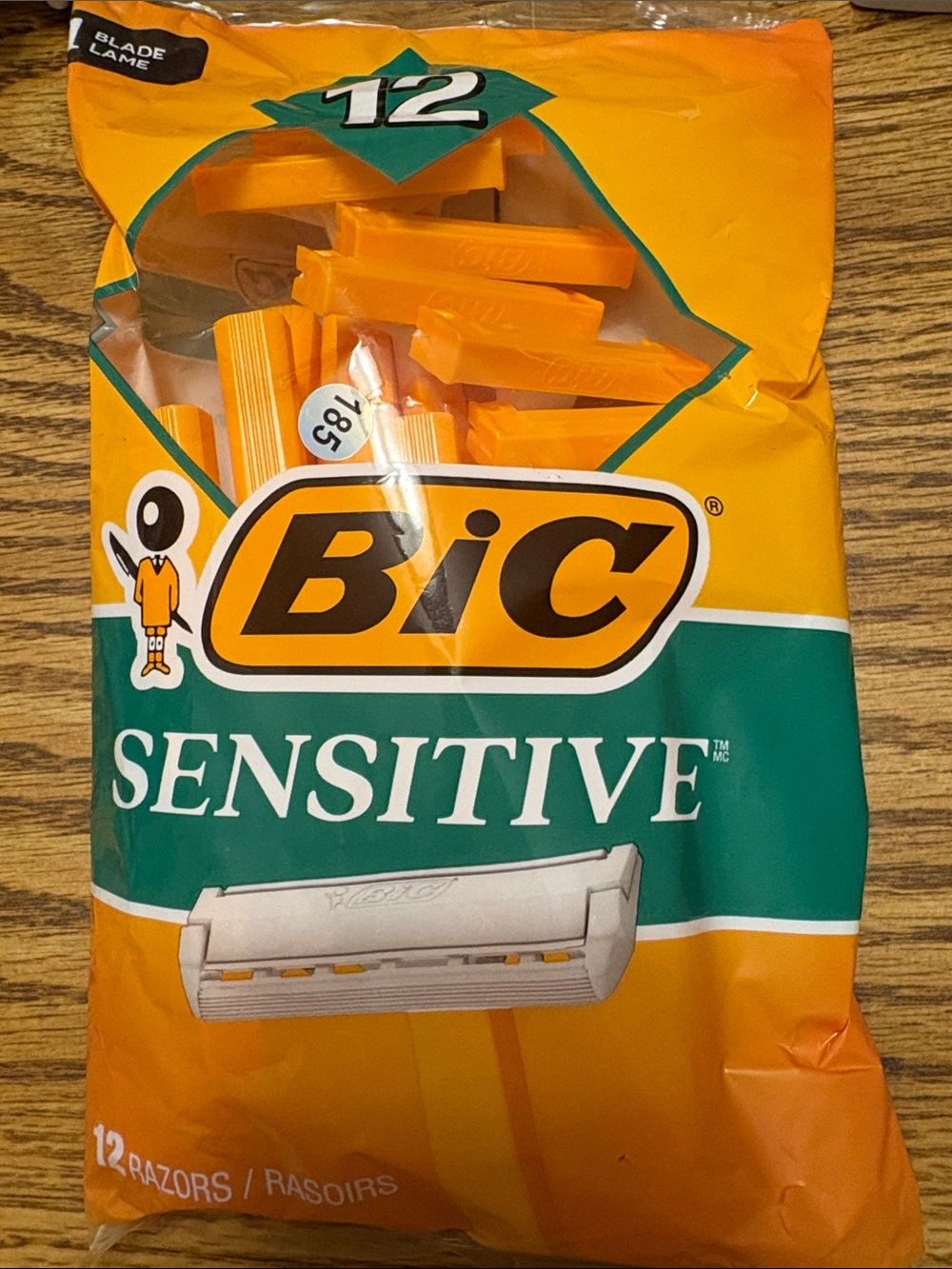 Bic Sensitive Men's Disposable Razors - Orange